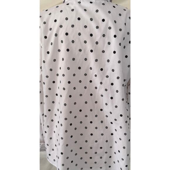 Chico's XL No Iron Size 3 Button Front Shirt White with Black Dotted 100% Cotton - Picture 6 of 8